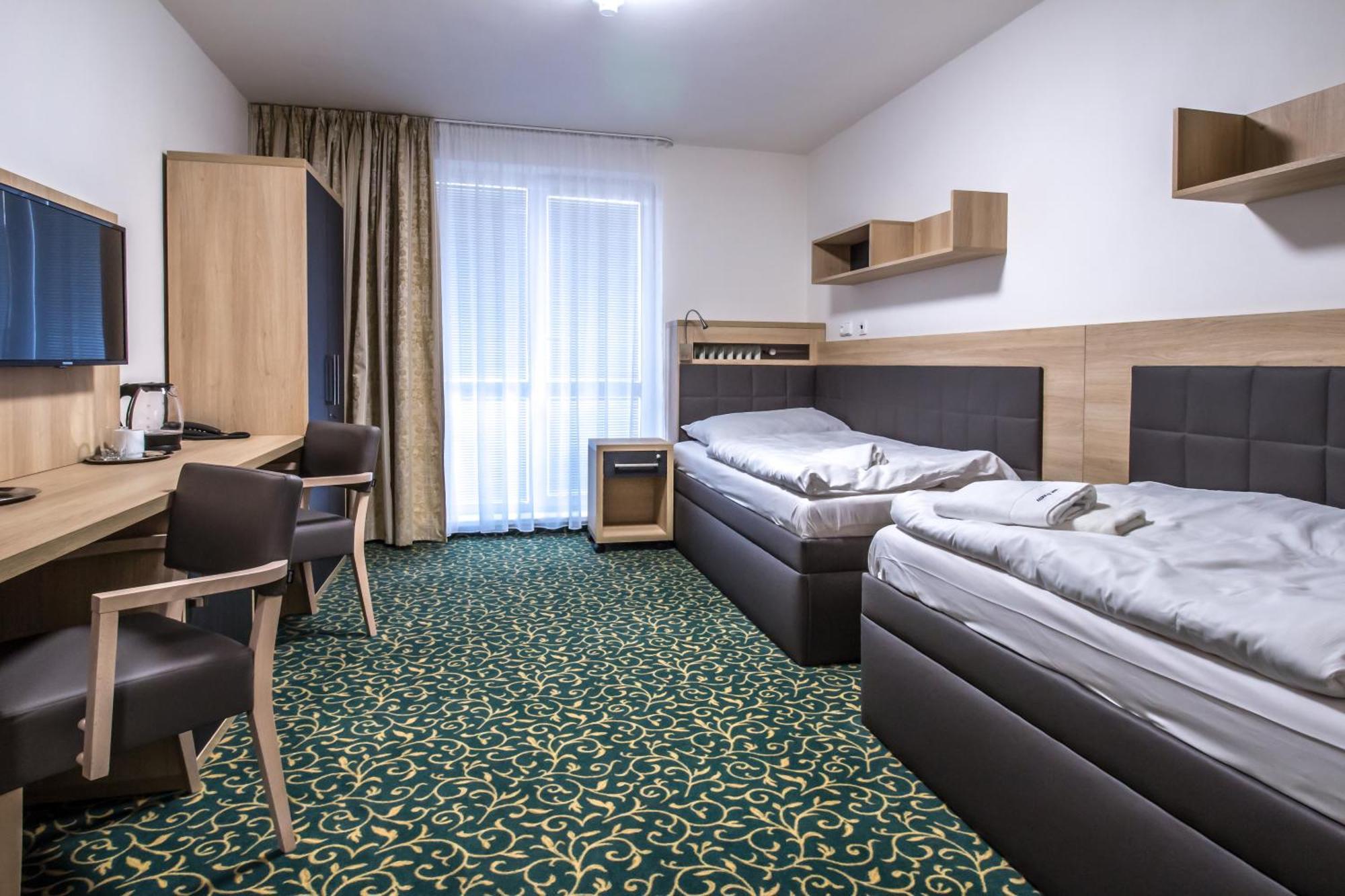 Rehabilitacni Sanatorium - Lazne Darkov Hotel Karviná Buitenkant foto